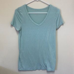 🤖Ladies V-cut tee🤖